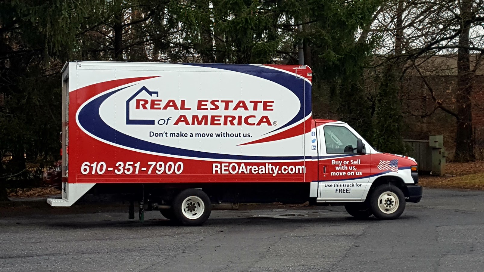 Real Estate of America Truck